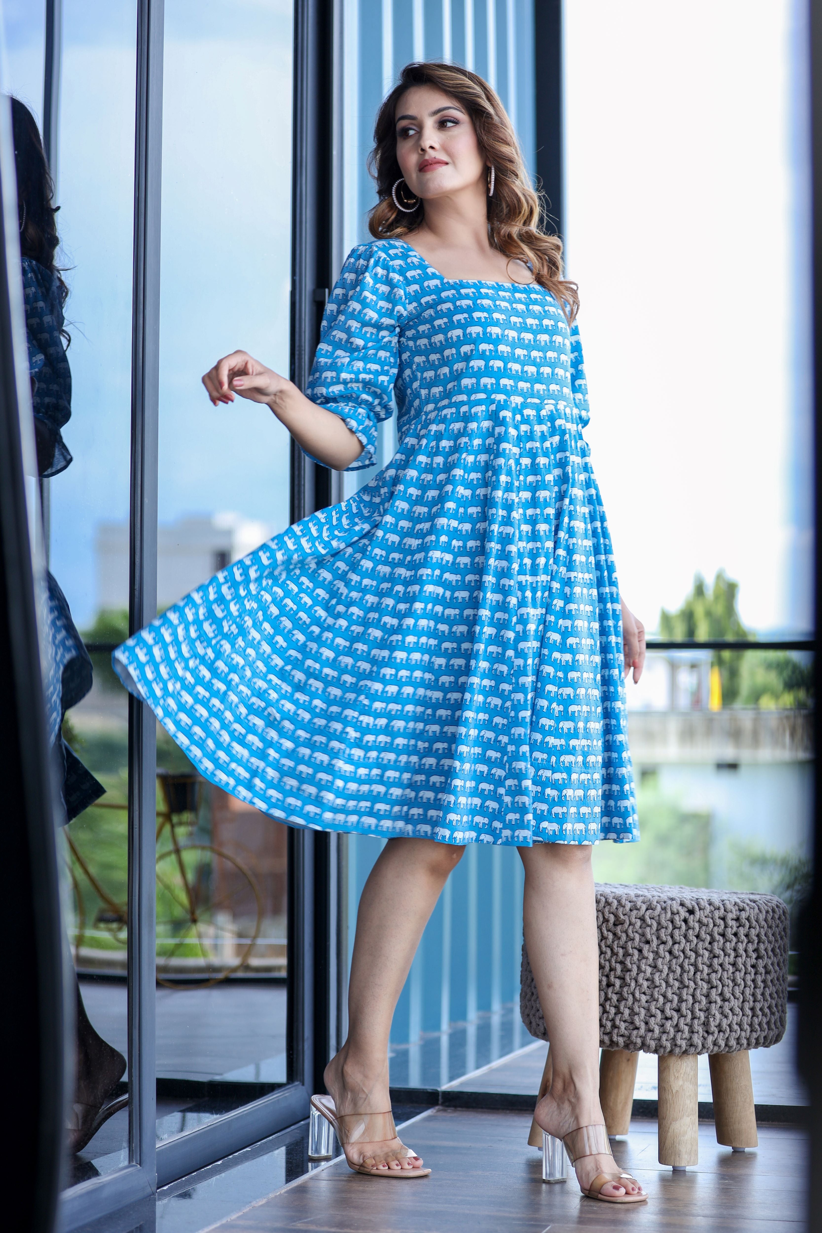 Blue Elephant Print Midi Dress with Puff Sleeves